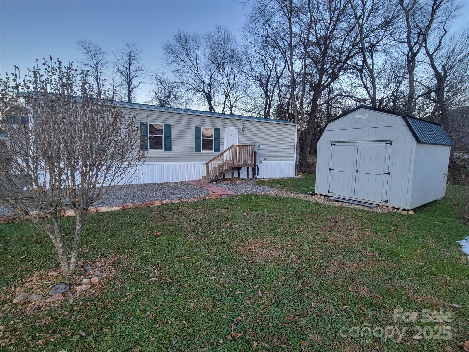141 Pike Point, Waynesville, 28785