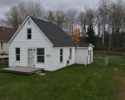 414 Hannah Street, Boyne City