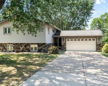 5157 Irondale Road, Mounds View