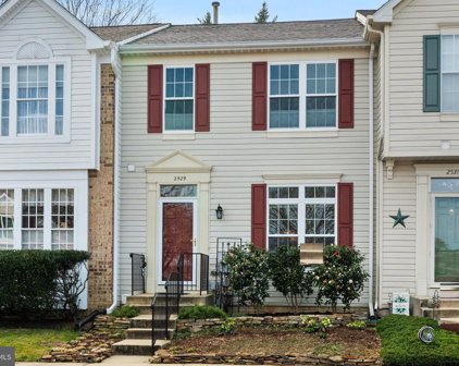 2529 Dog Leg Ct, Crofton
