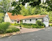 14 Rambling Brook Road, Upper Saddle River image