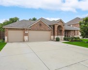 552 Indian Hill  Drive, Oak Point image