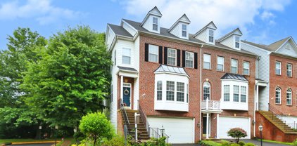 2940 Langdon Gate Dr, Fairfax