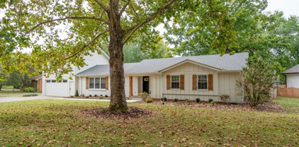 1803 Royal Dr, Murfreesboro