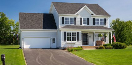 240 Chamberlin Lane, Williston