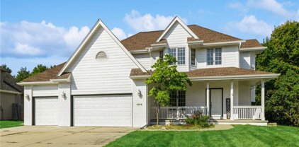 5949 Meadow Valley Court, West Des Moines