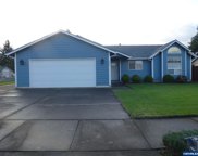 2071 Goldfinch Av, Stayton image