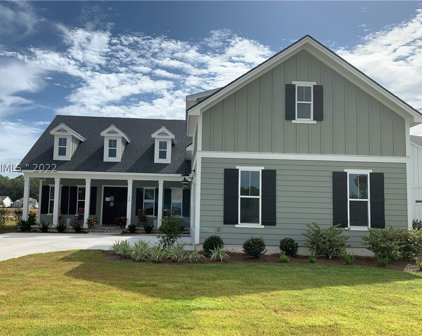 340 Flatwater Drive, Bluffton