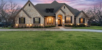 6225 Pecan Orchard  Court, Fort Worth
