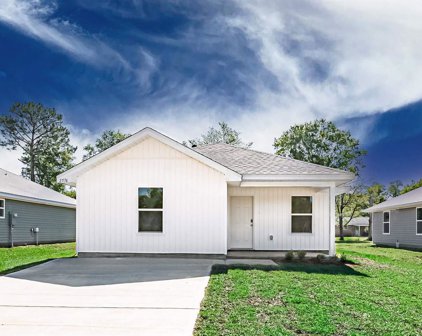 2553 Sutton Place Dr, Cantonment