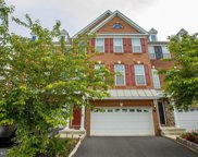 23438 Colts Run   Square, Ashburn image