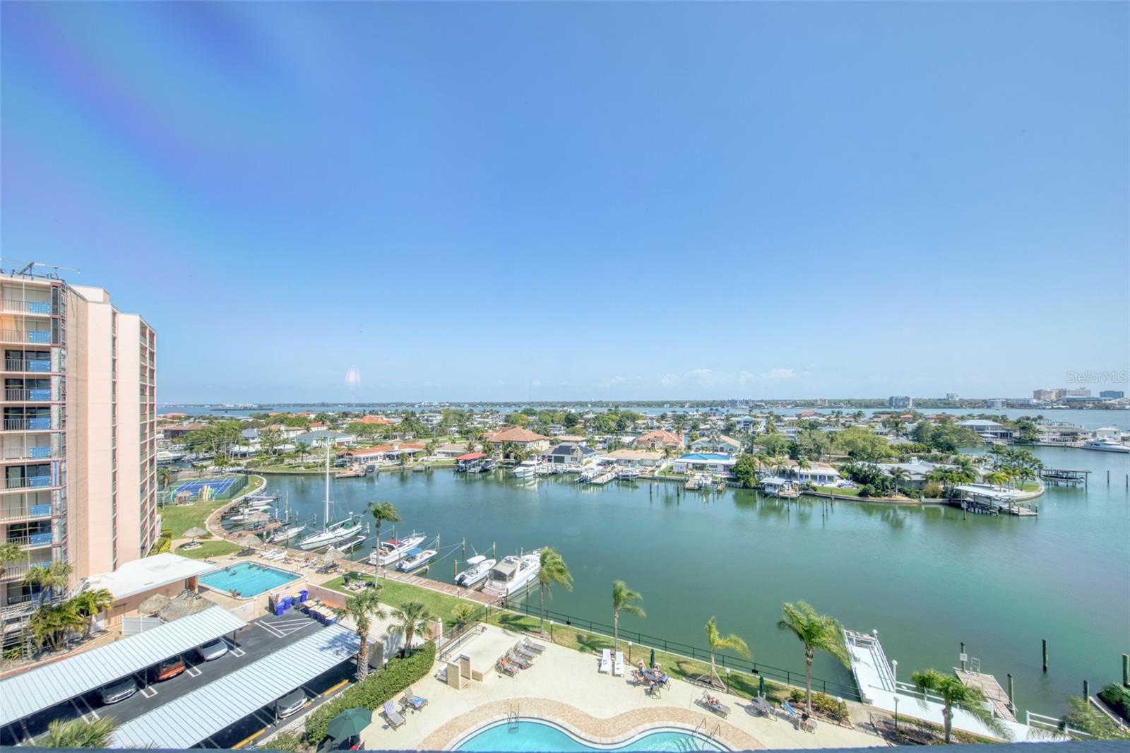 31 Island Way Unit 704, Clearwater Property for Sale in Horizon House