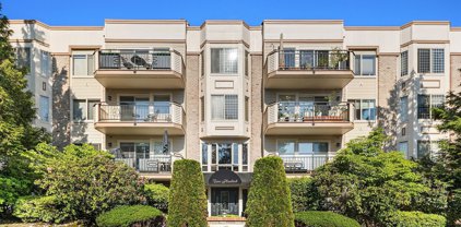 200 99th Avenue NE Unit #15, Bellevue