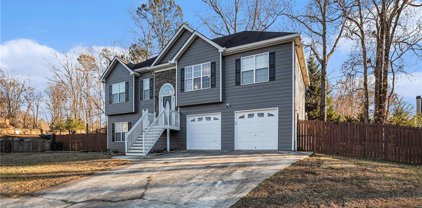 20 Legend Creek Point, Douglasville