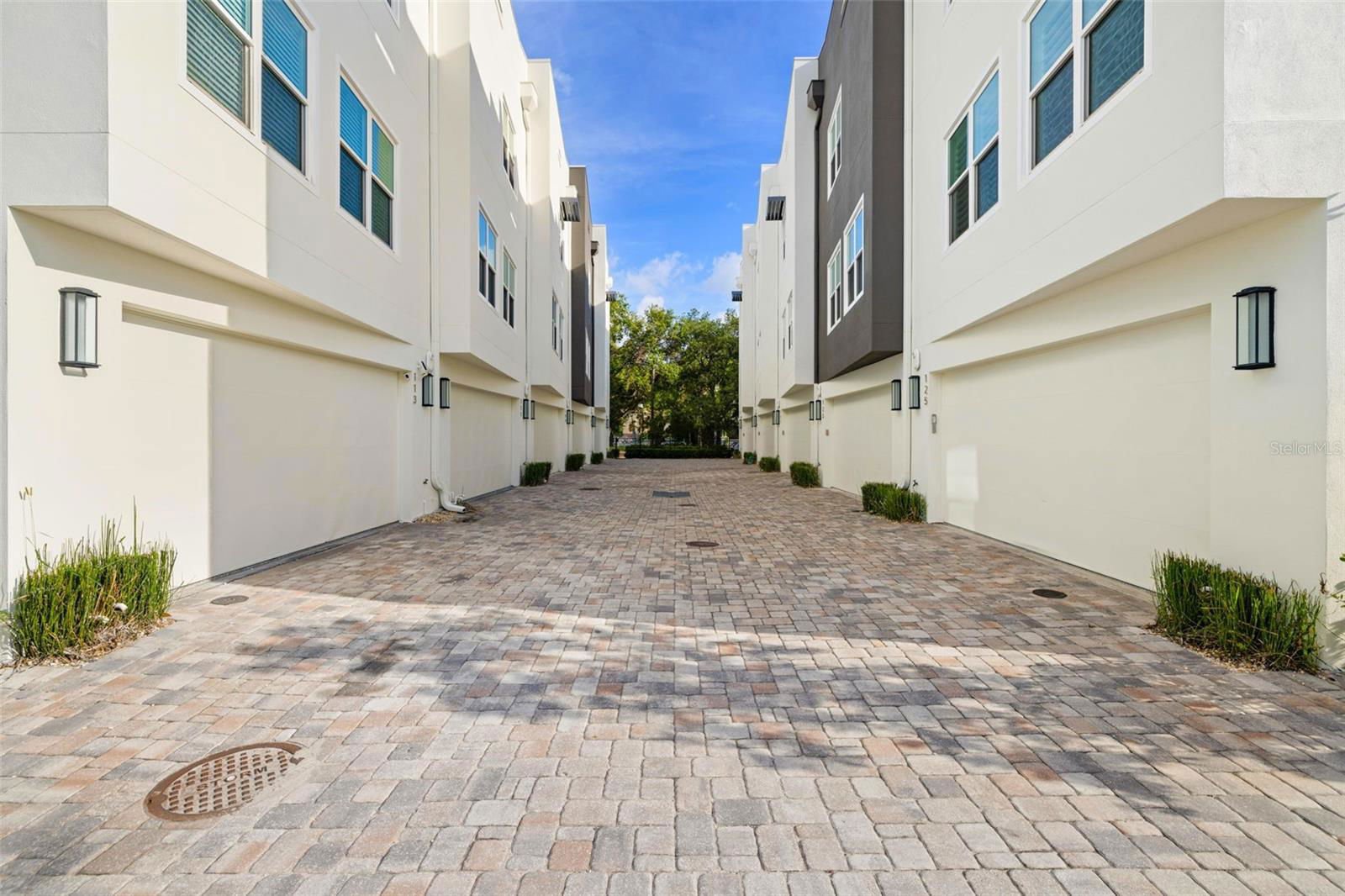 123 5th Avenue N St Petersburg - 02bb56ee2819950a1a7734346e5383be