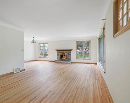 4617 Vallacher Avenue, Saint Louis Park