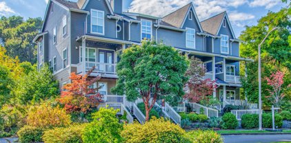 4319 Jill Place S, Seattle