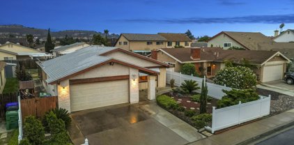11091 Crater Dr, Mira Mesa