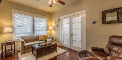 305 Madison Unit 2, San Antonio