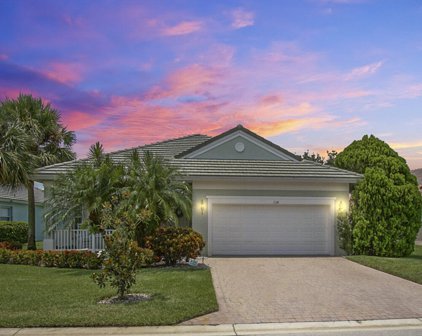 134 NW Willow Grove Avenue, Port Saint Lucie