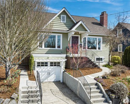 2336 29th Avenue S, Seattle