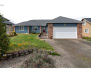 292 JAMIE LOOP, Roseburg image