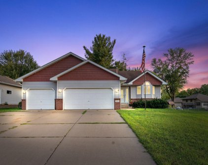352 8th Avenue NW, Forest Lake