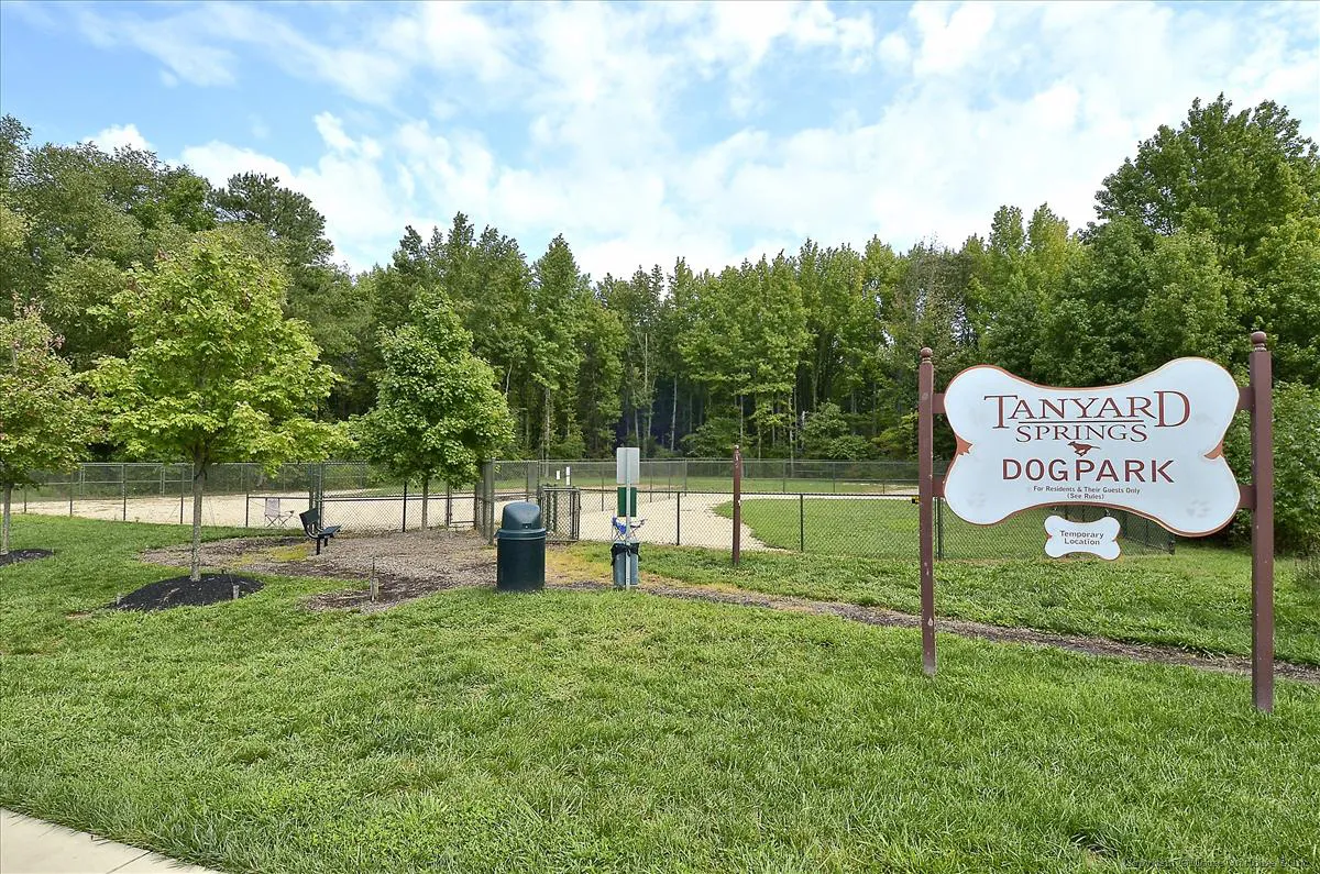 Tanyard Springs dog park