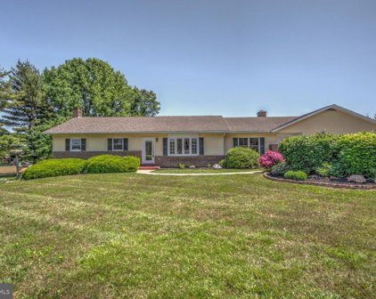 365 Fairview Rd, New Providence