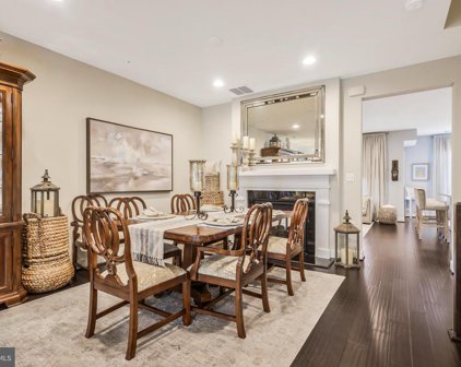 2007 Richmond Hwy Unit #102, Alexandria