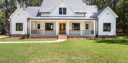2021 Pine Valley Court, Greensboro