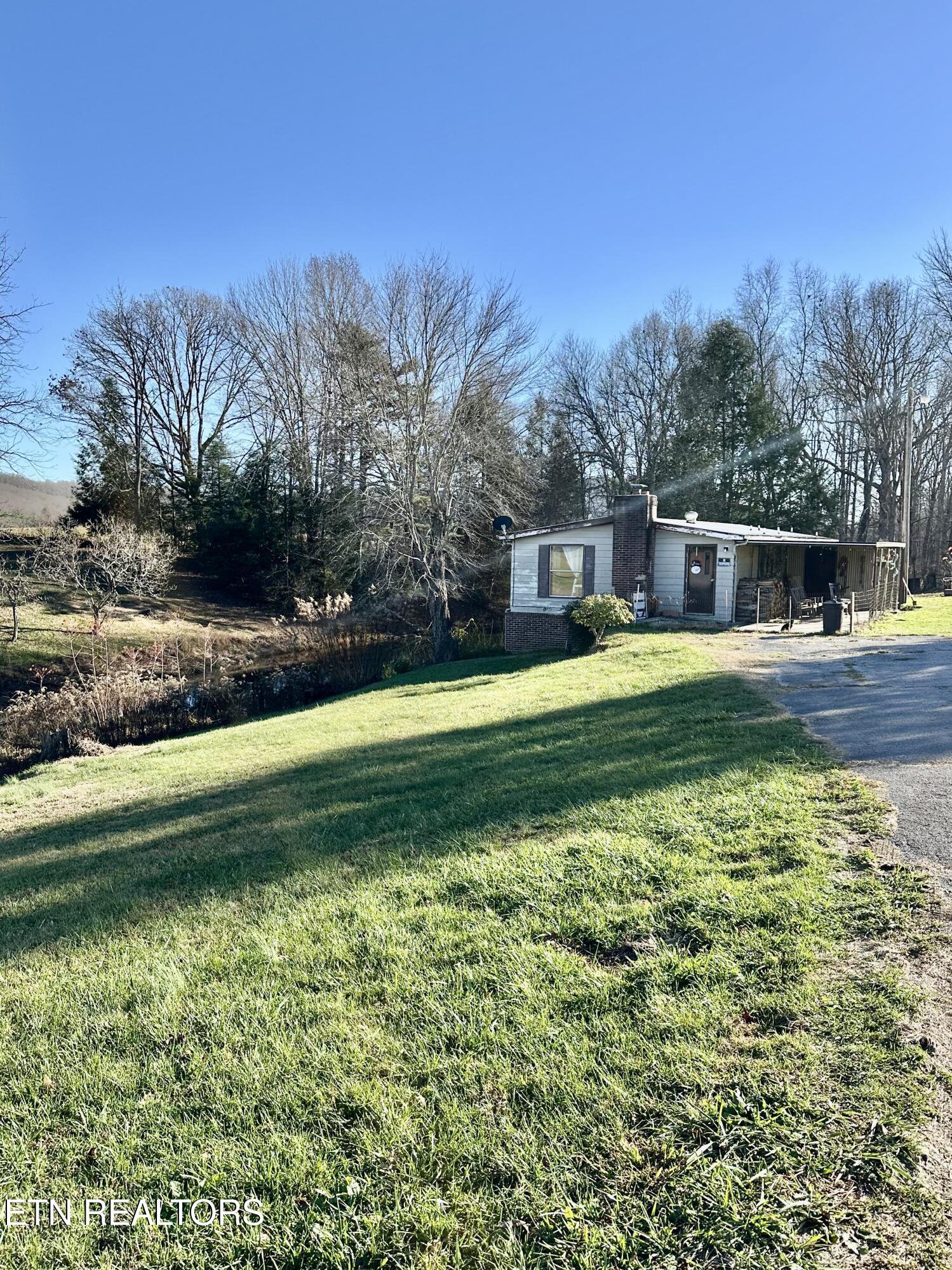 1500 Coal Hill Rd, Sunbright, 37872