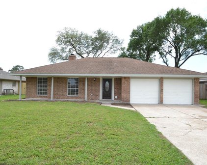 906 E San Augustine Street, Deer Park