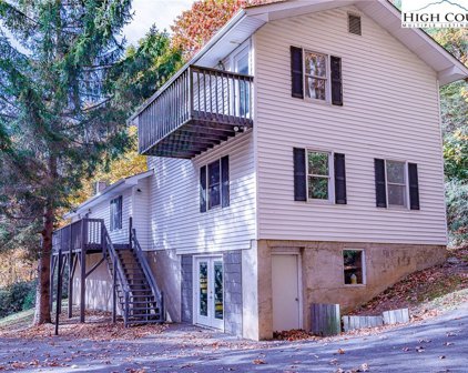 249 The Homeplace, Blowing Rock