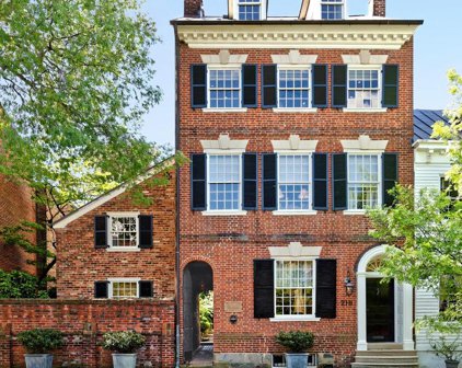 210 Duke St, Alexandria