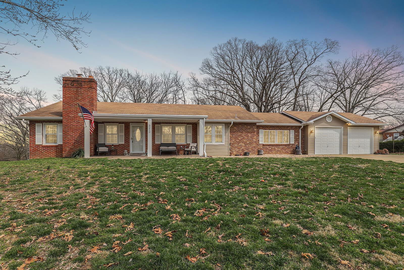 5210 Oakcrest Drive, Imperial, 63052