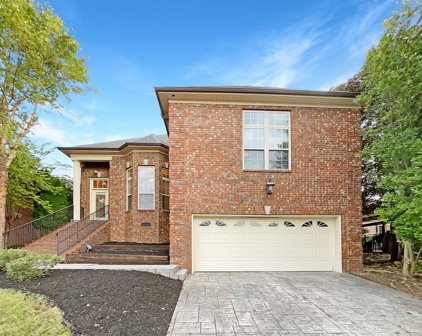 1019 Isaac Franklin Dr, Gallatin