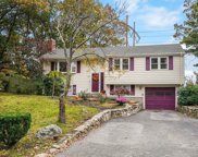 10 Oxbow Lane, Burlington image