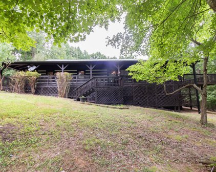 652 Northup Rd, Portland
