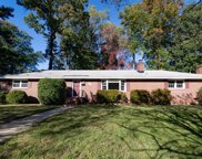 16 Indian Springs Drive, Newport News Midtown West image