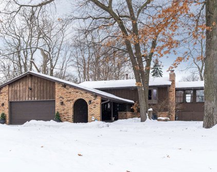7474 Groveland Road, Mounds View