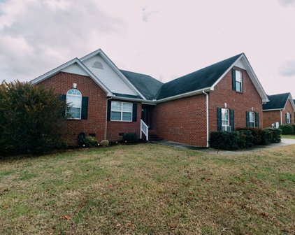606 Pearl Ct, Smyrna