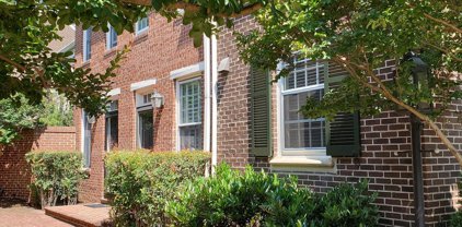 366 N Saint Asaph St, Alexandria