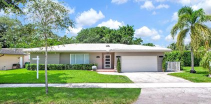 14530 Sabal Dr, Miami Lakes