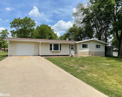 205 E 4th  Street, Moulton