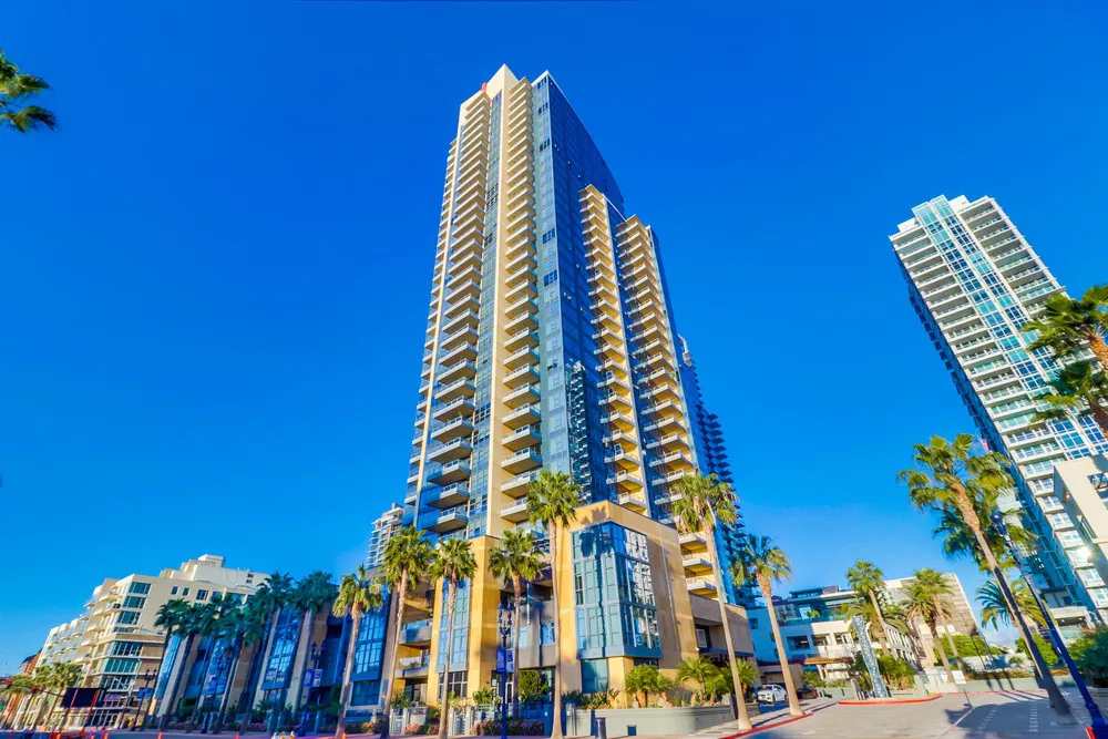 Bayside Condos Outside building picture