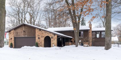 7474 Groveland Road, Mounds View