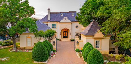 6720 Foxpointe  Road, Fort Worth