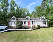 544 Groves Point Drive, Hampstead image