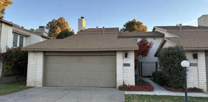 10508 Montgomery Boulevard NE, Albuquerque